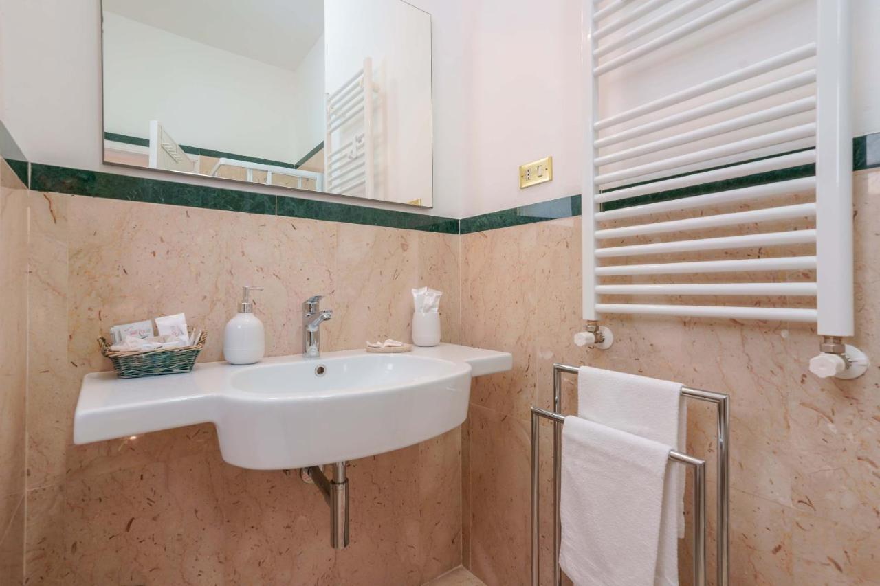 Ai Marinai Bed & Breakfast ตารันโต ภายนอก รูปภาพ