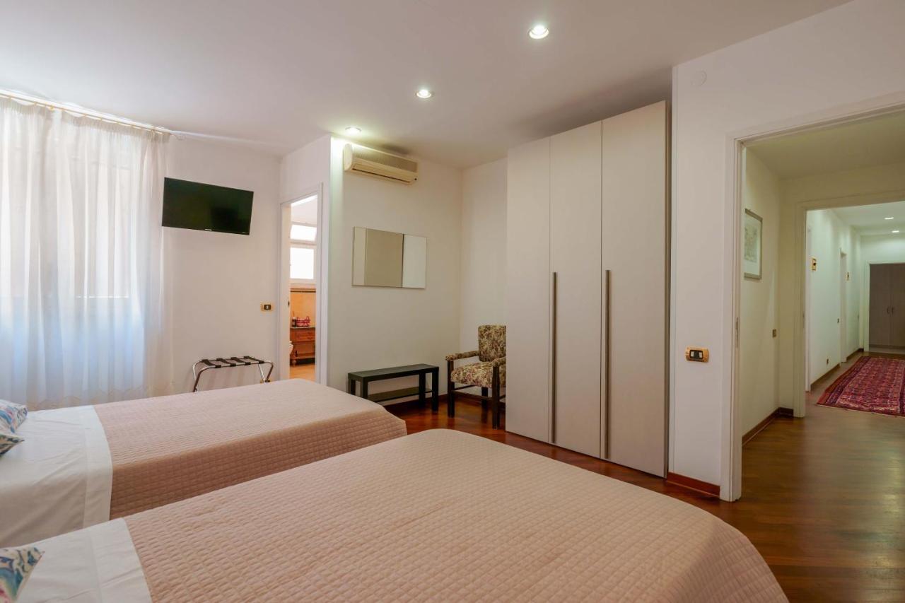 Ai Marinai Bed & Breakfast ตารันโต ภายนอก รูปภาพ