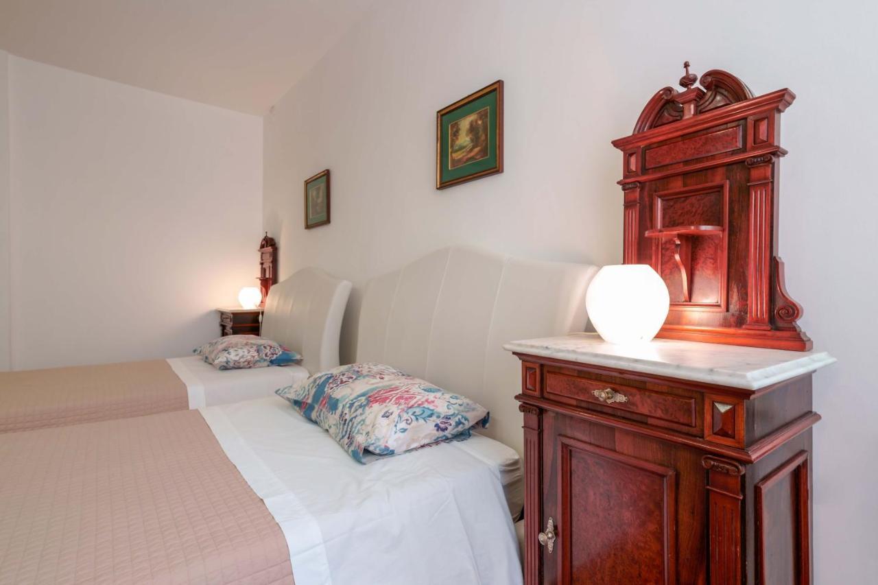 Ai Marinai Bed & Breakfast ตารันโต ภายนอก รูปภาพ